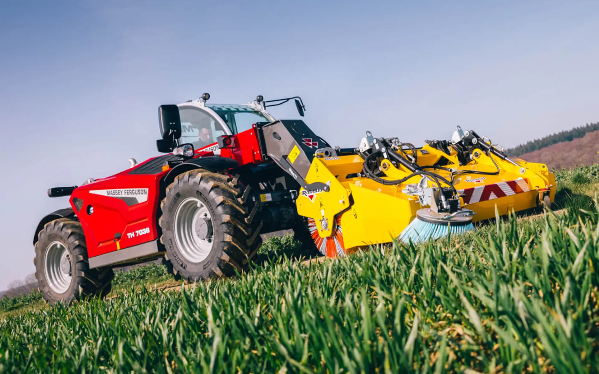 NEW MF TH Massey Ferguson